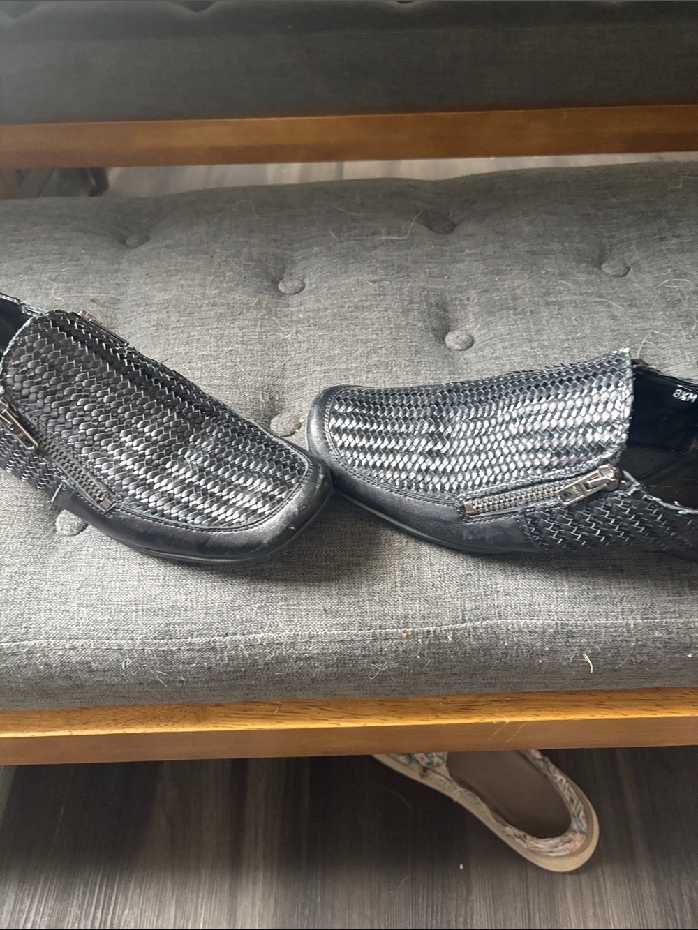 Sesto MeucciWomen’s Black Woven Slip-On Loafers with Side Zip